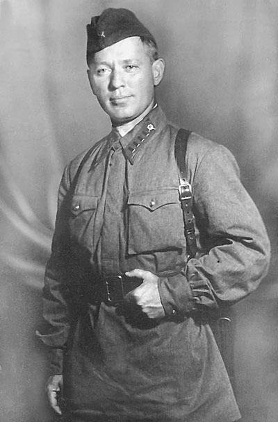 М. А. Шолохов на фронте. 1941 г.